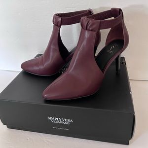 Simply Vera Vera Wang 112913 Finch
Wine Heels Size 7